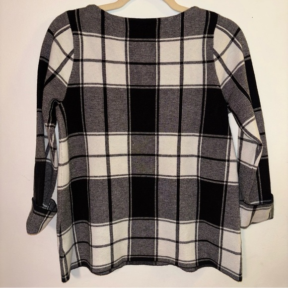 Tahari Black and White Plaid Long Sleeve Sweater Top Size S - Picture 3 of 10
